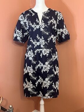 🛍️LOFT Elegant Blue & White Embroidered Dress | XL | UEC